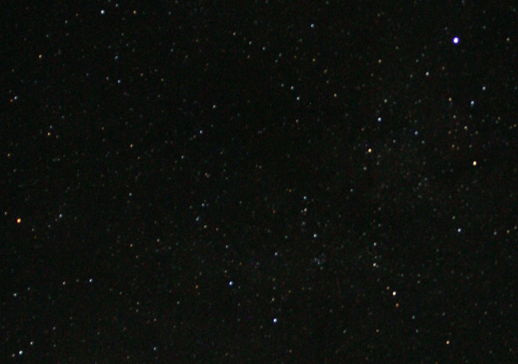 tighter crop of night sky showing Deneb