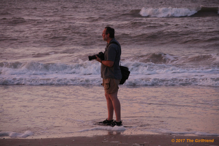 The 'author' waiting to shoot the green flash at the beach