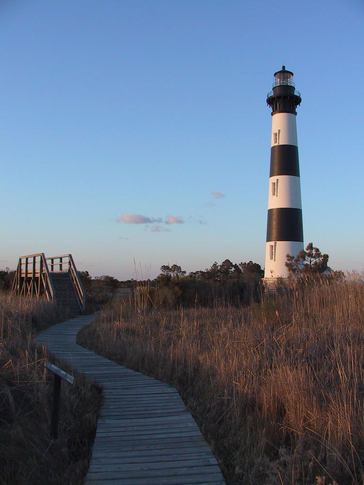 Bodie Island lighthouse at sunrise