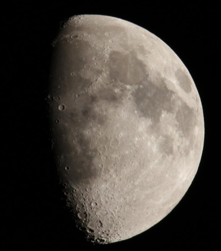 waxing gibbous moon from April 2