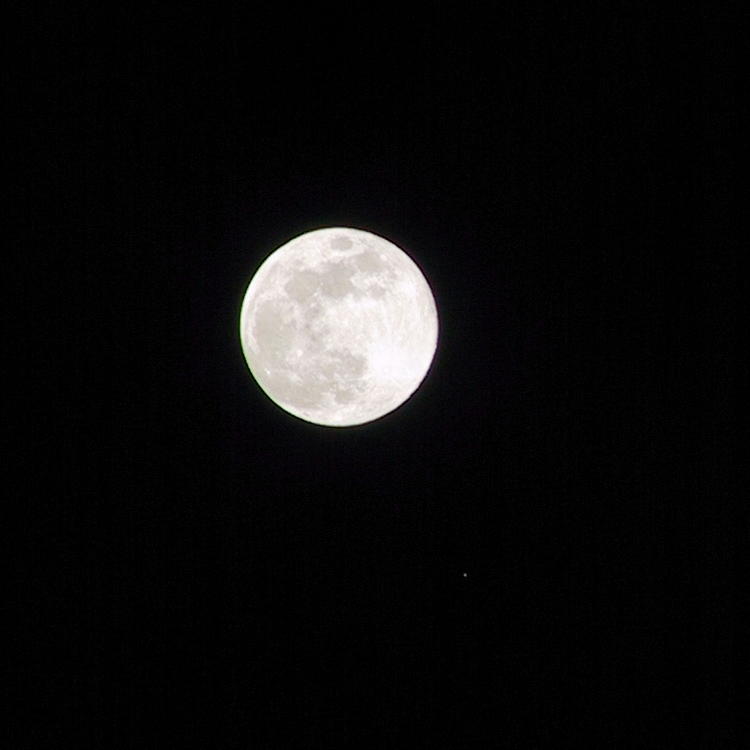 moon and Mars in close proximity