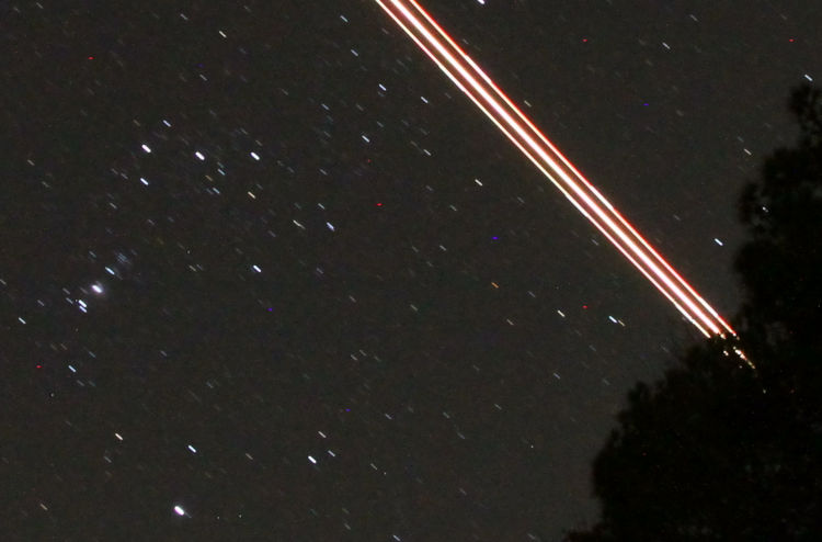 inset of night time exposure showing no sign of meteor that should be prominent in the frame