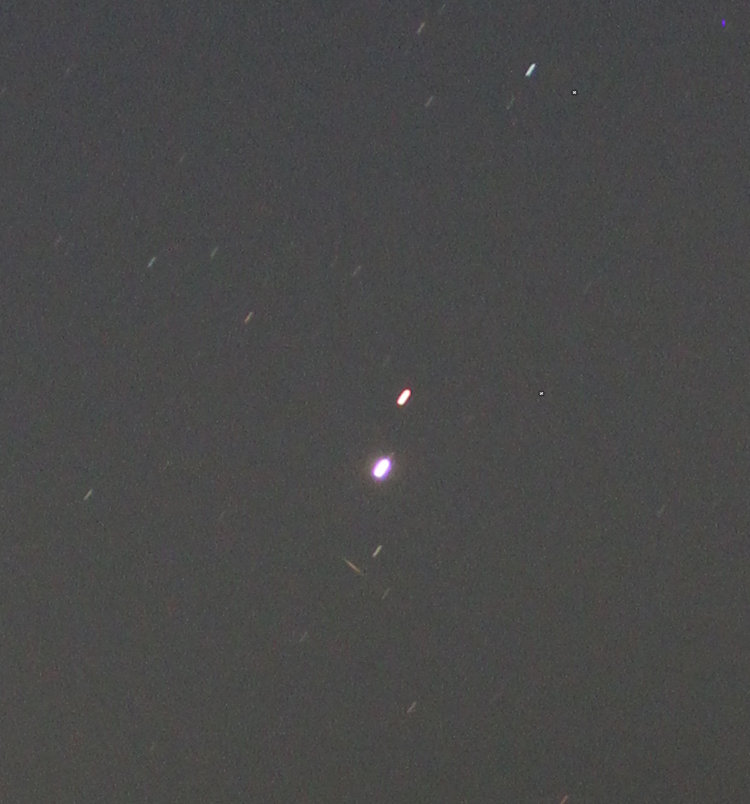 full resolution inset of frame with Mars and Jupiter rising, and a very small meteor streak