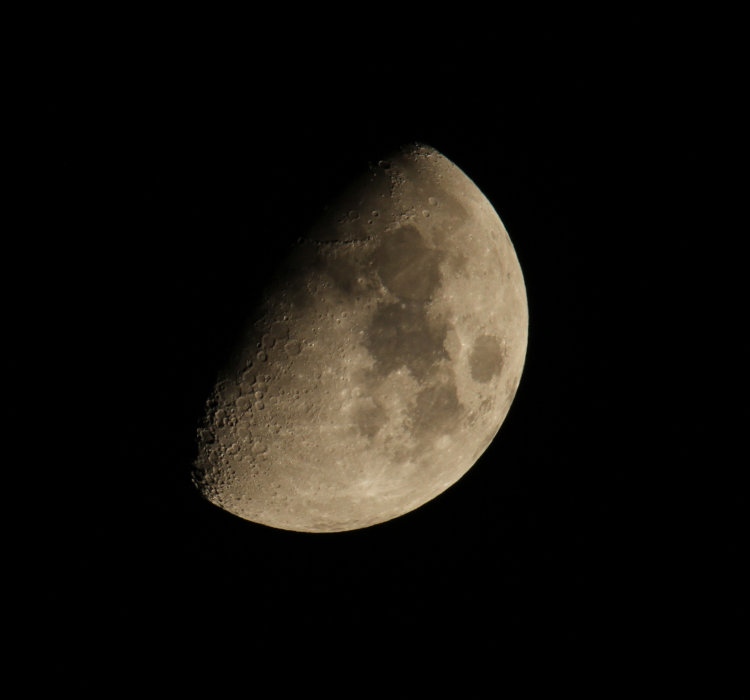 waxing gibbous moon on peak of Eta Aquariids shower