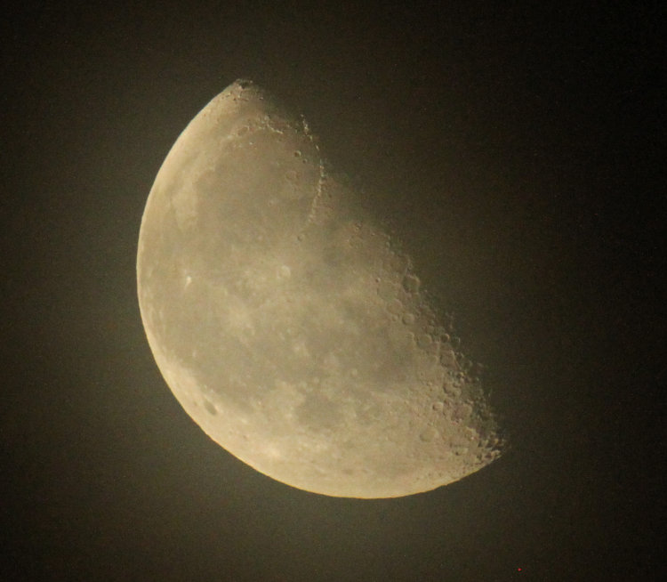 waning gibbous moon without the ISS in front of it