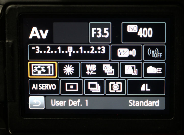 info screen on back of Canon 70D with User Defined Mode 1 selected