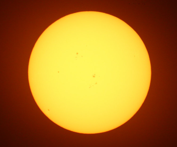 sunspots responsible for aurora on Jan 20, 26