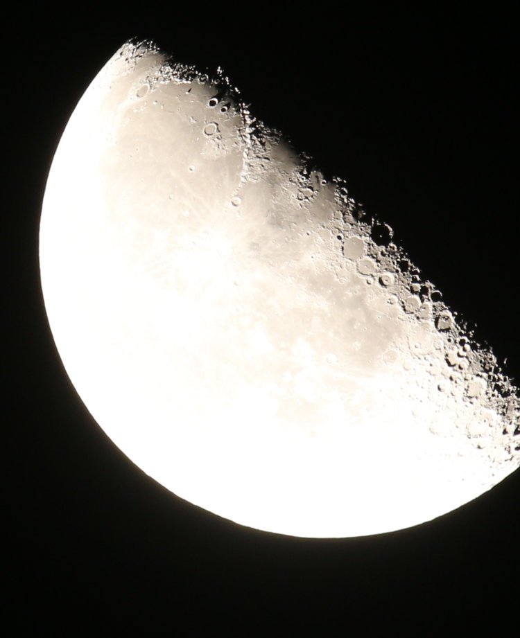 overexposed waning gibbous moon better than 90 minutes after Falcon 9 stage impact, still showing no evidence